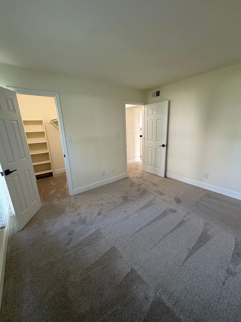 Frederick Apartment: 1000 Columbine Drive