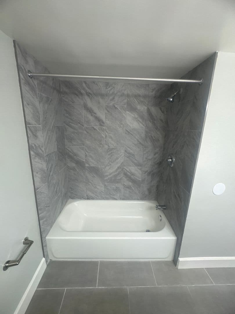 Silver Spring Apartment: 3331 Hewitt Ave