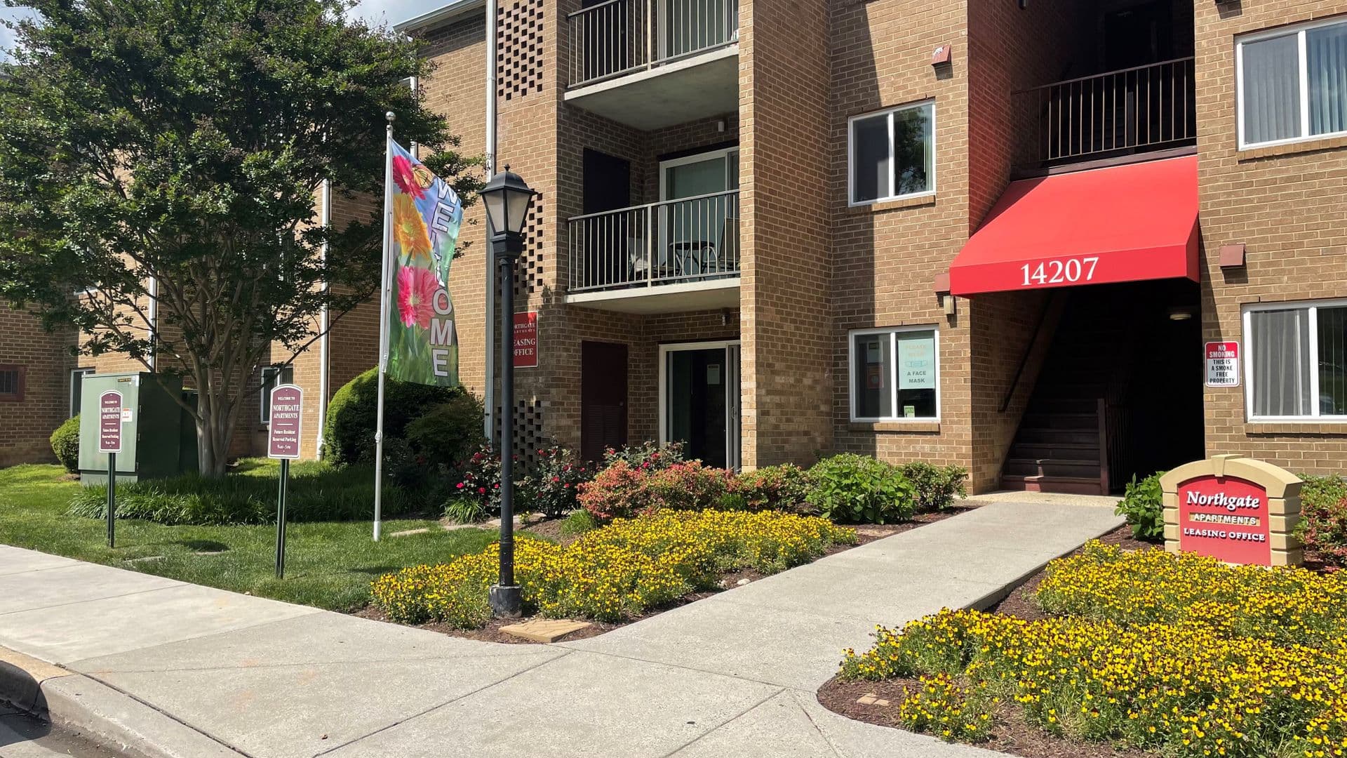 Silver Spring Apartment: 14207 Grand Pre Road