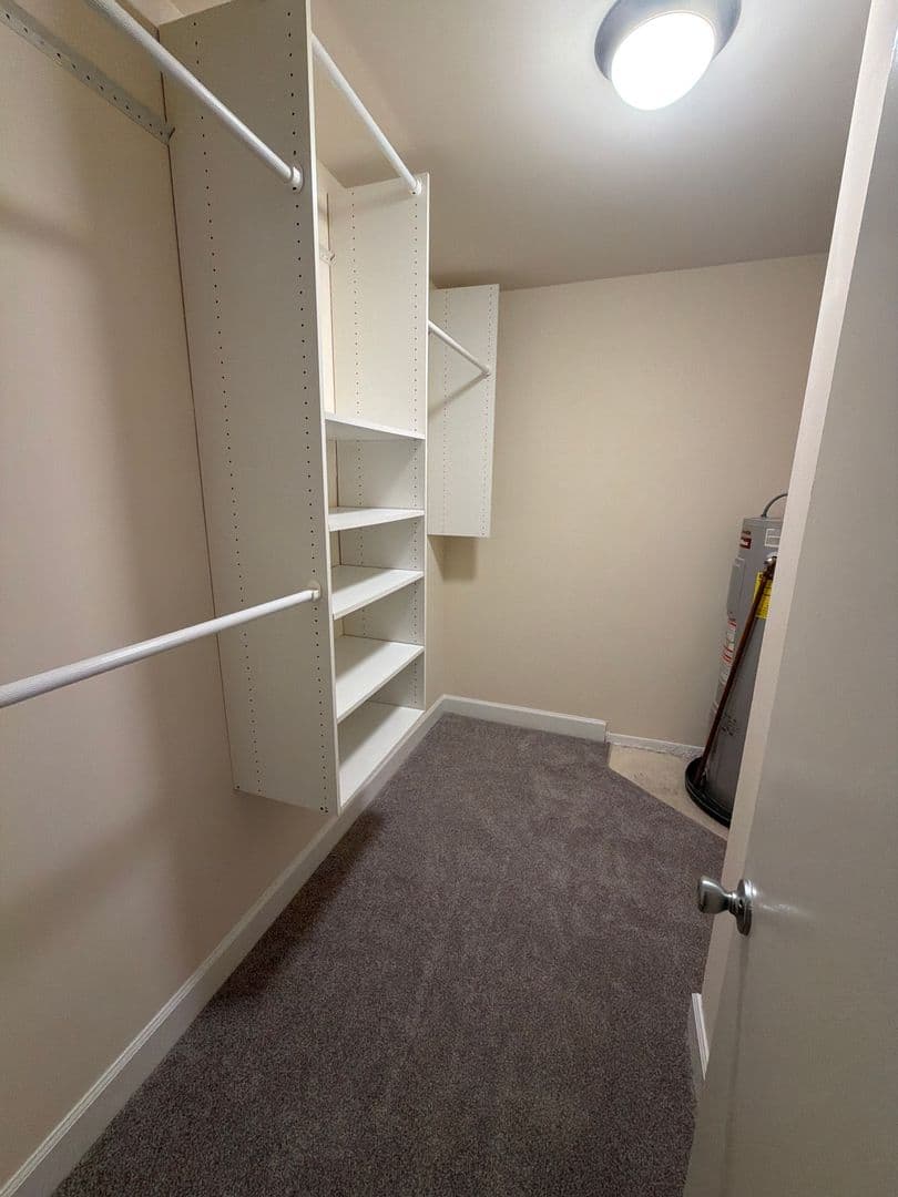 Silver Spring Apartment: 14207 Grand Pre Road