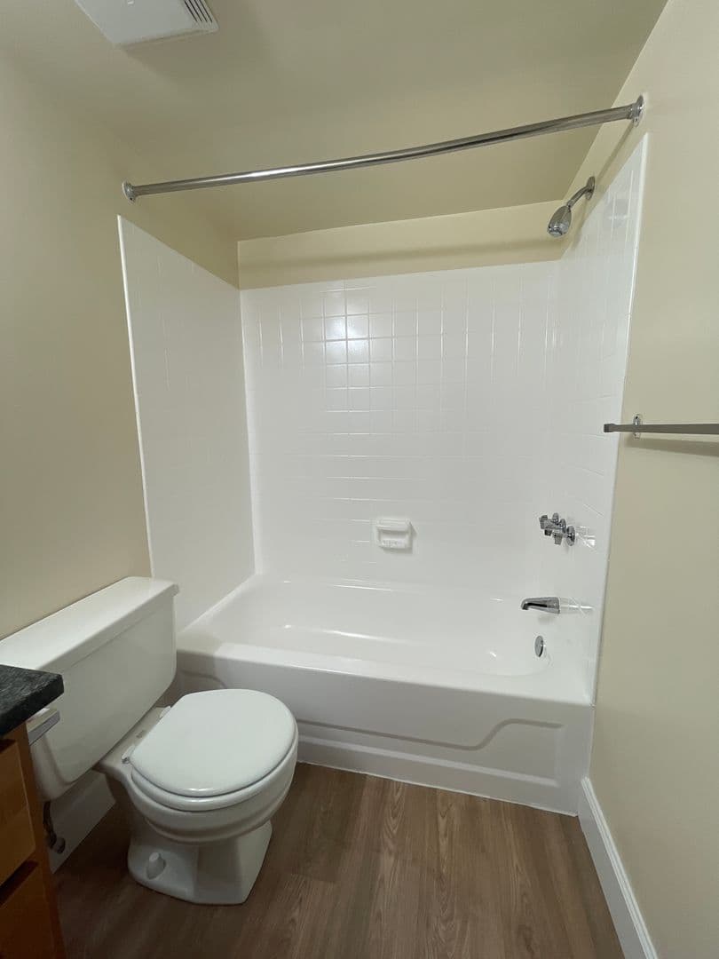 Silver Spring Apartment: 14207 Grand Pre Road