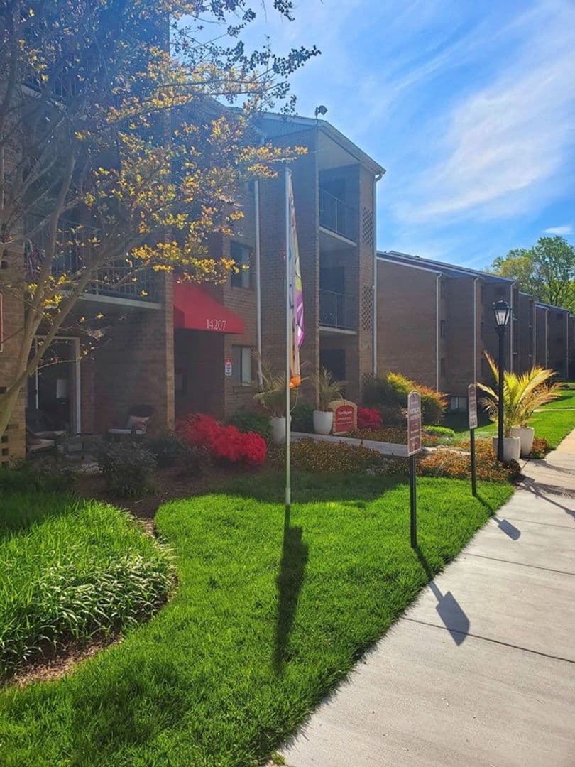 Silver Spring Apartment: 14207 Grand Pre Road