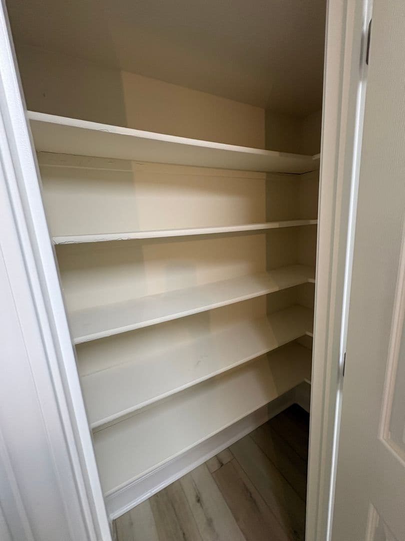 Frederick Apartment: 1000 Columbine Drive
