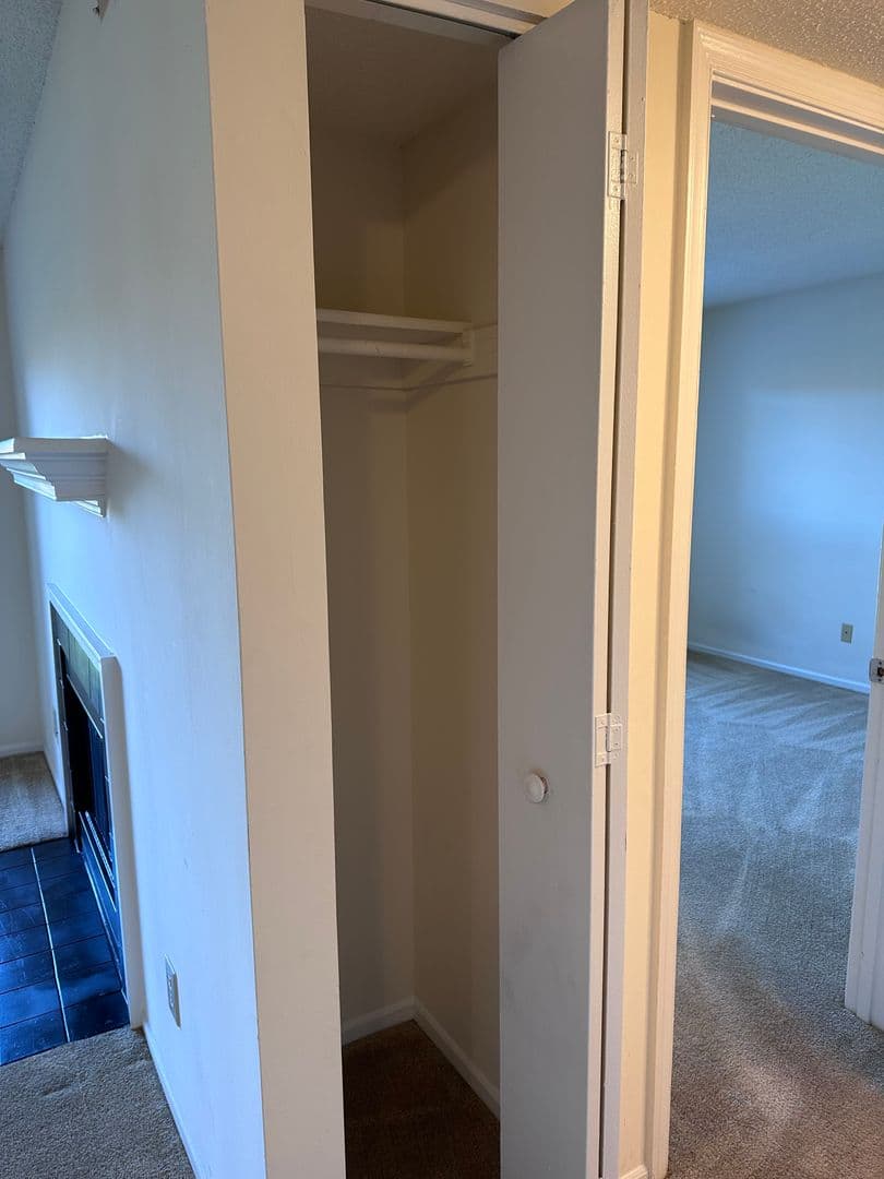 Frederick Apartment: 1000 Columbine Drive