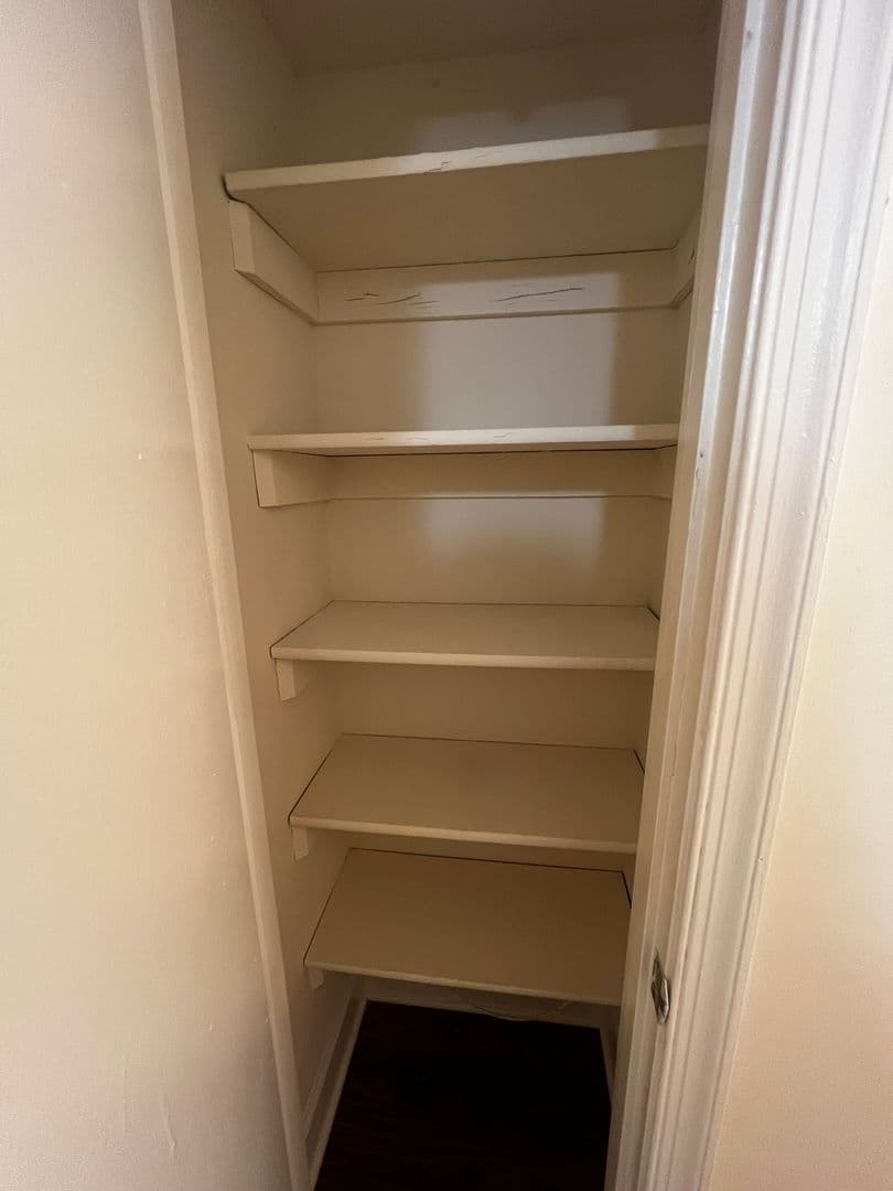 Frederick Apartment: 1000 Columbine Drive