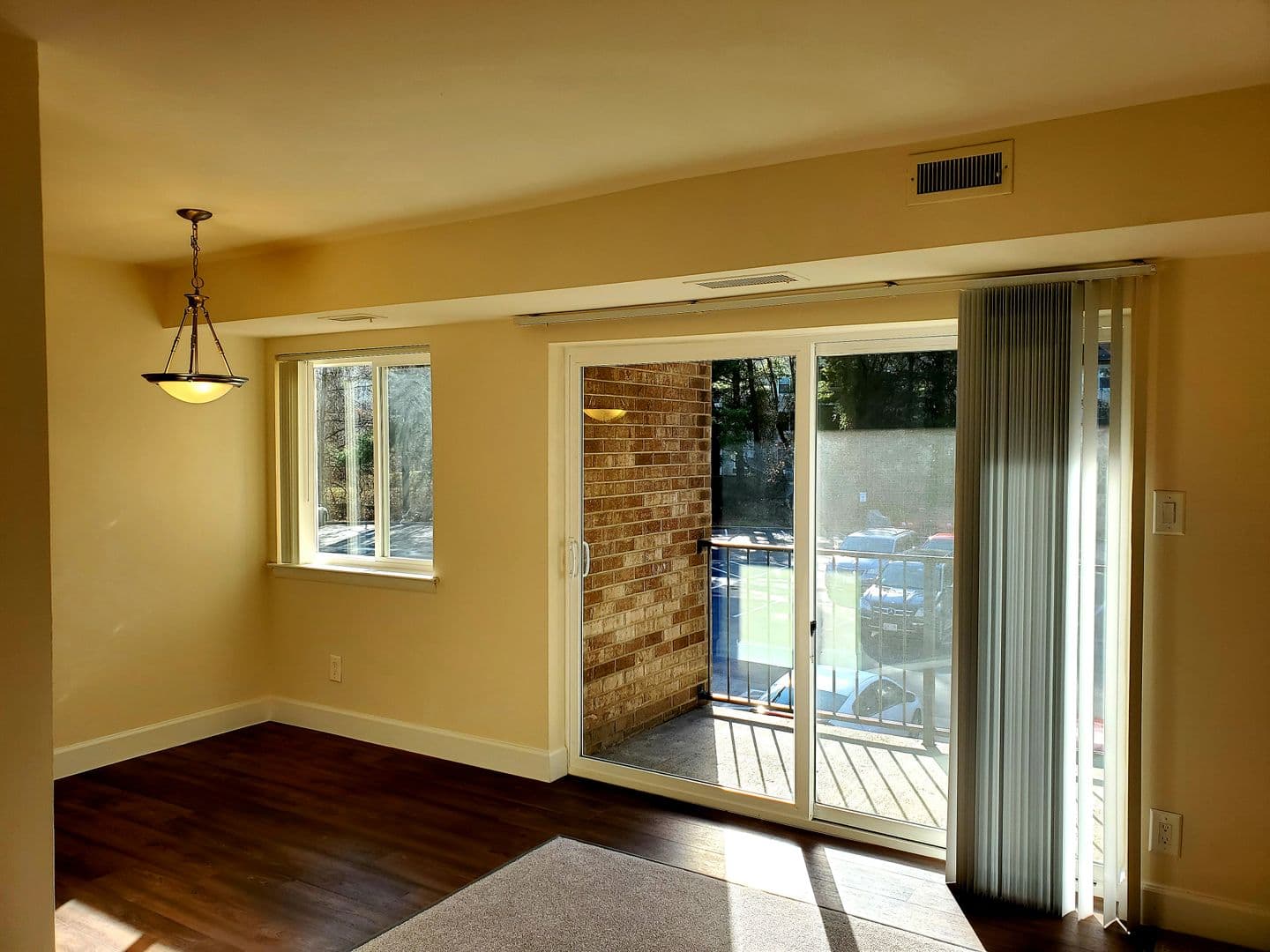 Silver Spring Apartment: 14207 Grand Pre Road