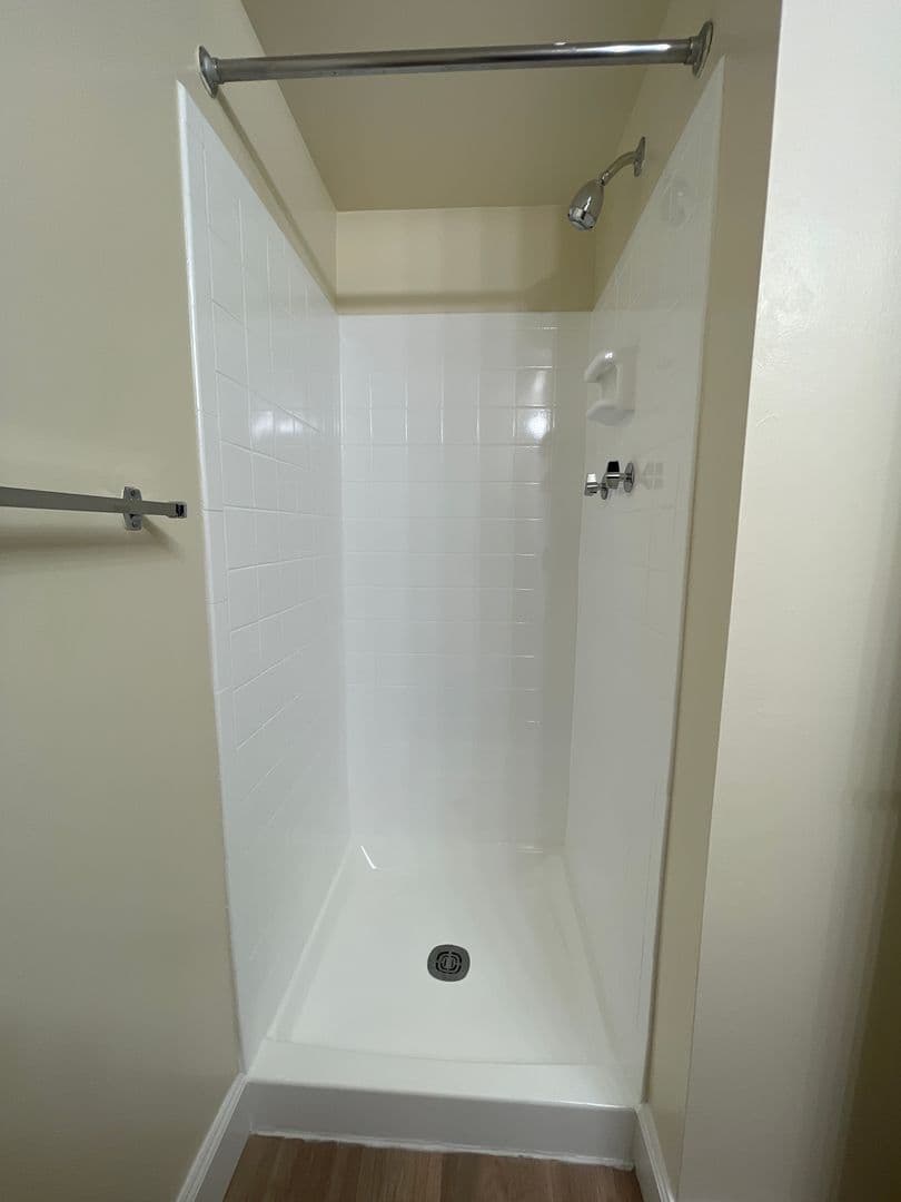 Silver Spring Apartment: 14207 Grand Pre Road