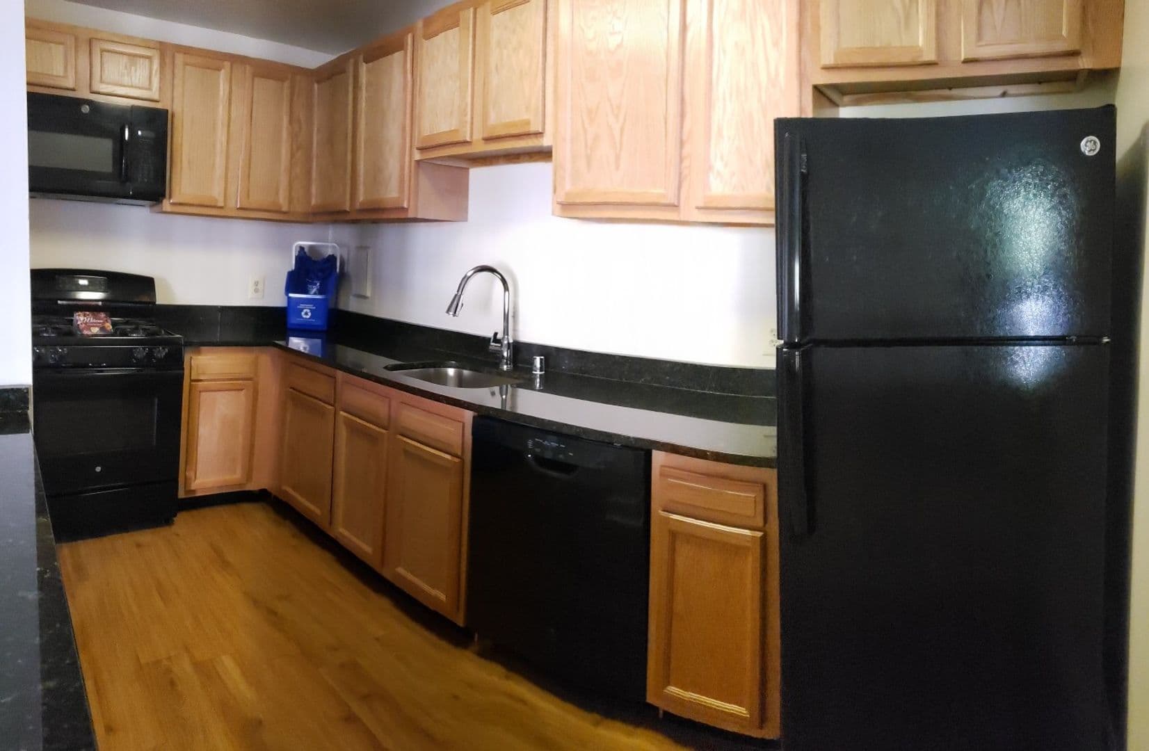 Silver Spring Apartment: 3331 Hewitt Ave
