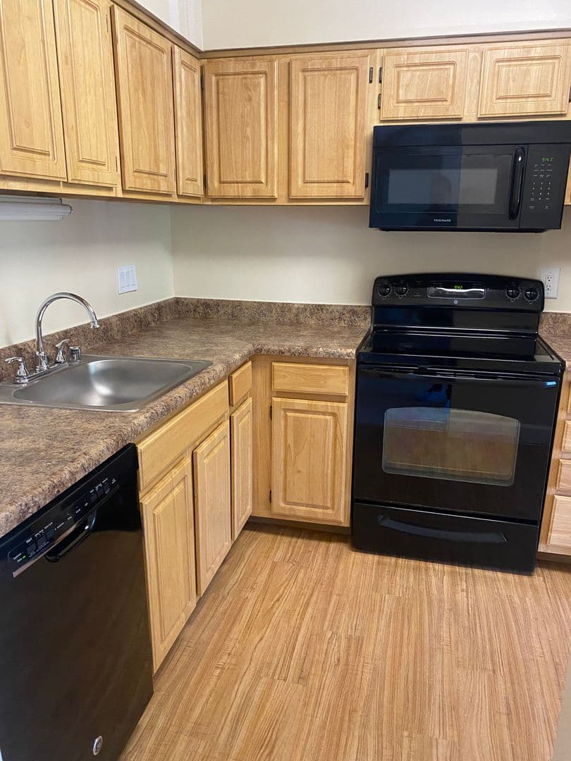 Silver Spring Apartment: 14207 Grand Pre Road