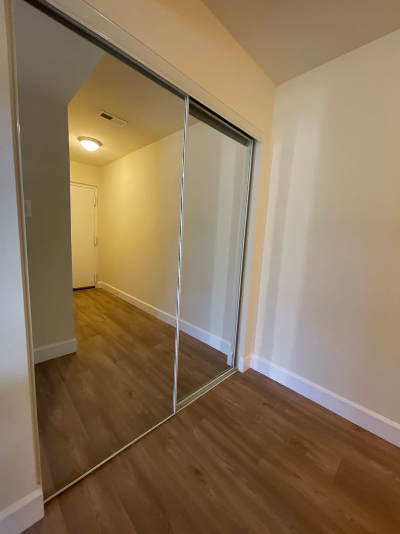 Silver Spring Apartment: 14207 Grand Pre Road
