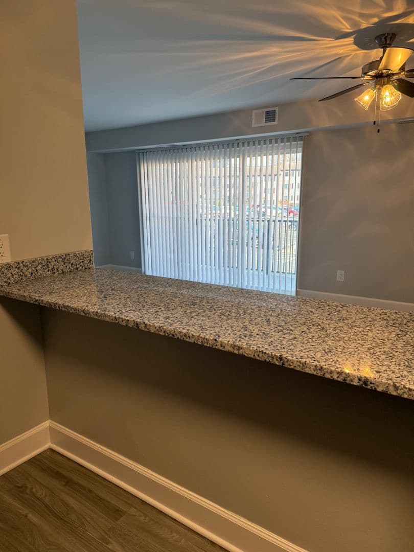 Silver Spring Apartment: 3331 Hewitt Ave