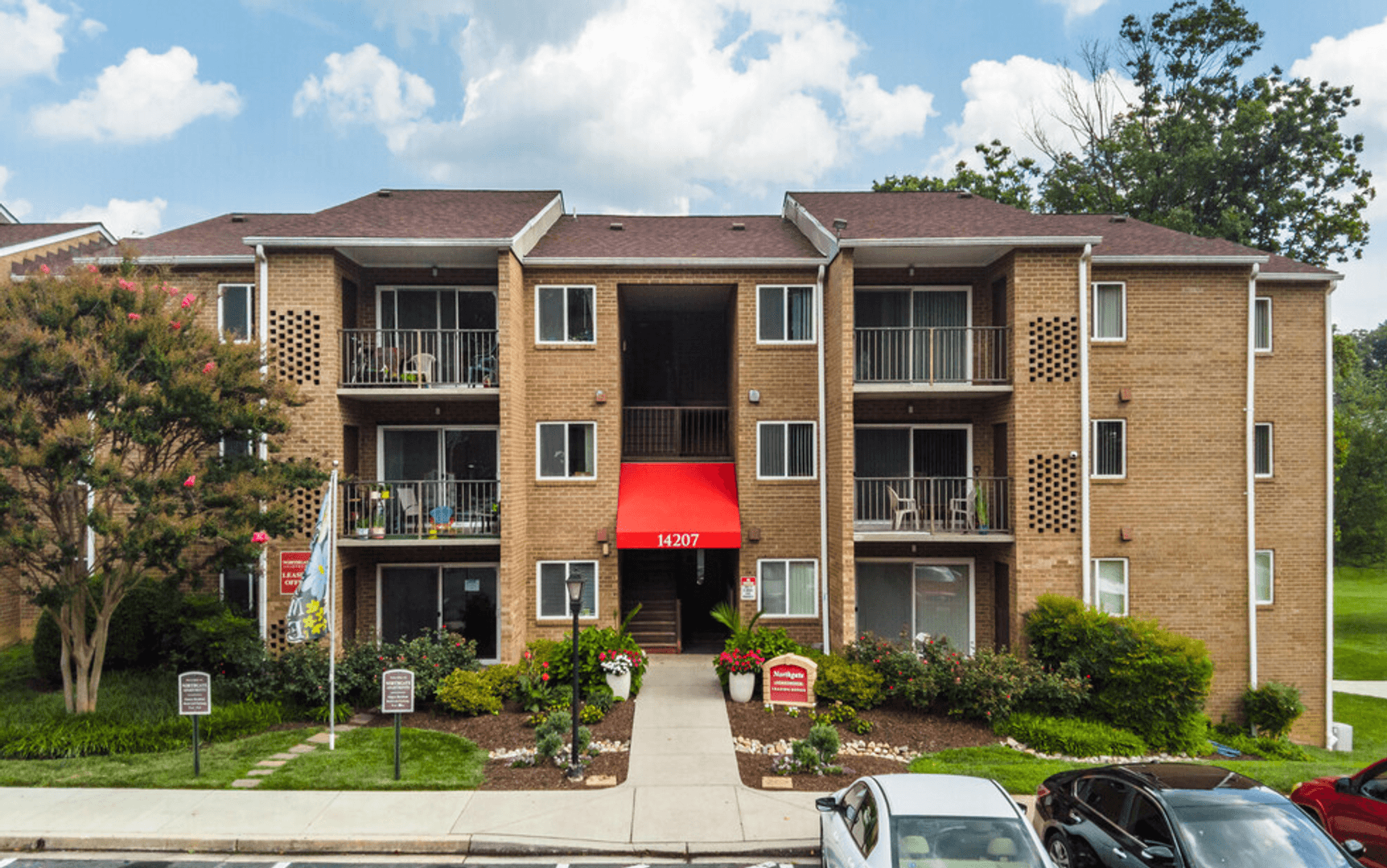 Silver Spring Apartment: 14207 Grand Pre Road