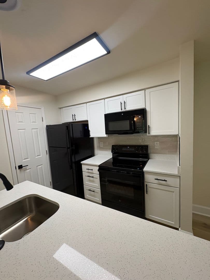 Frederick Apartment: 1000 Columbine Drive
