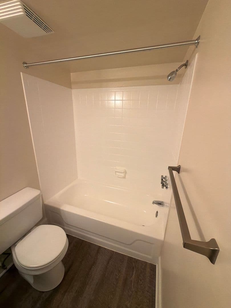 Silver Spring Apartment: 14207 Grand Pre Road