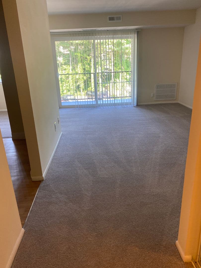 Silver Spring Apartment: 14207 Grand Pre Road