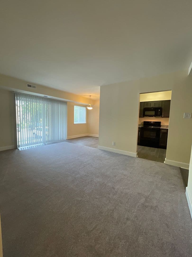 Silver Spring Apartment: 14207 Grand Pre Road
