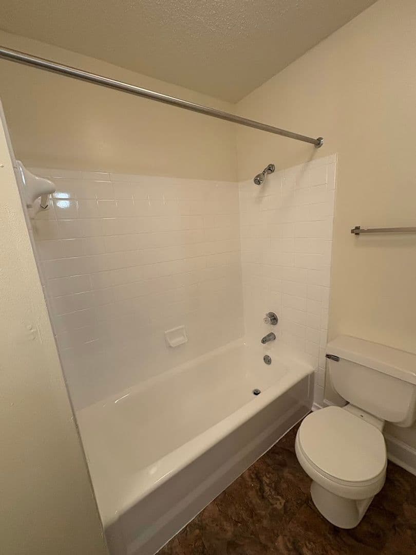 Frederick Apartment: 1000 Columbine Drive