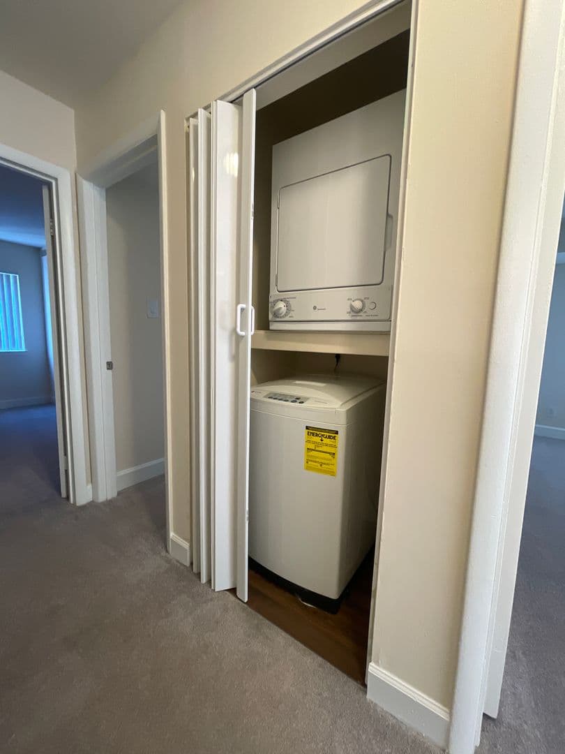 Silver Spring Apartment: 14207 Grand Pre Road