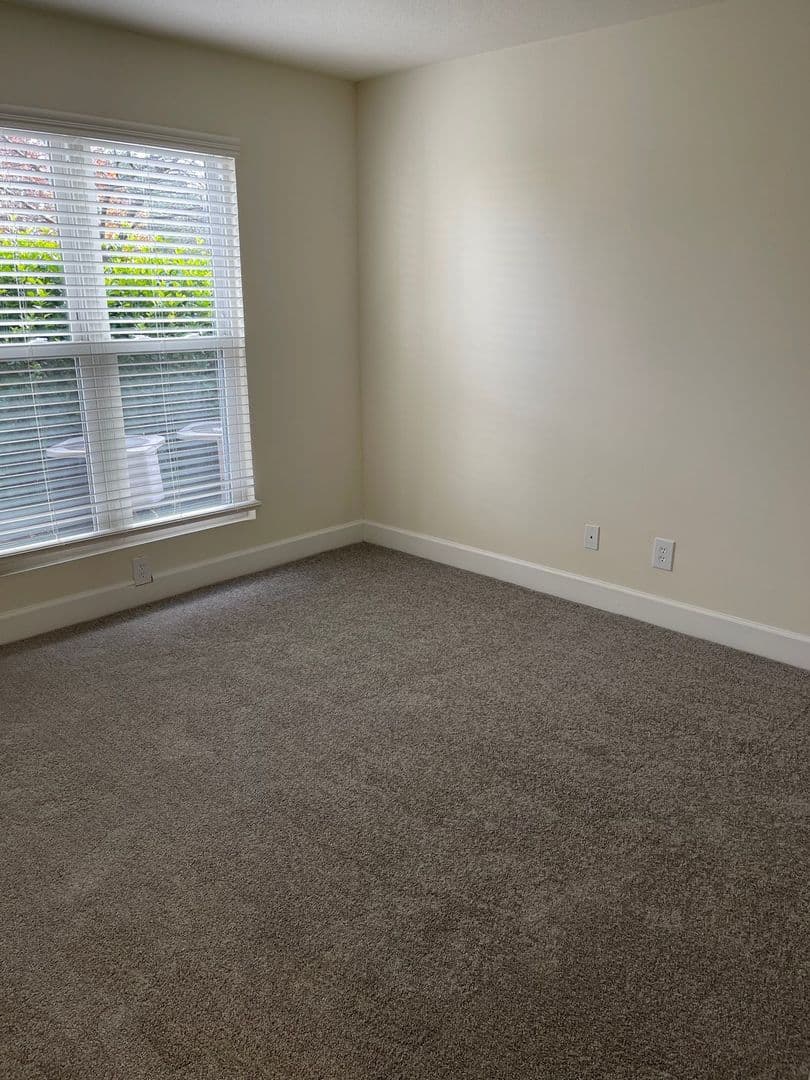 Frederick Apartment: 1000 Columbine Drive