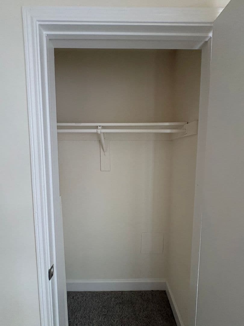 Frederick Apartment: 1000 Columbine Drive
