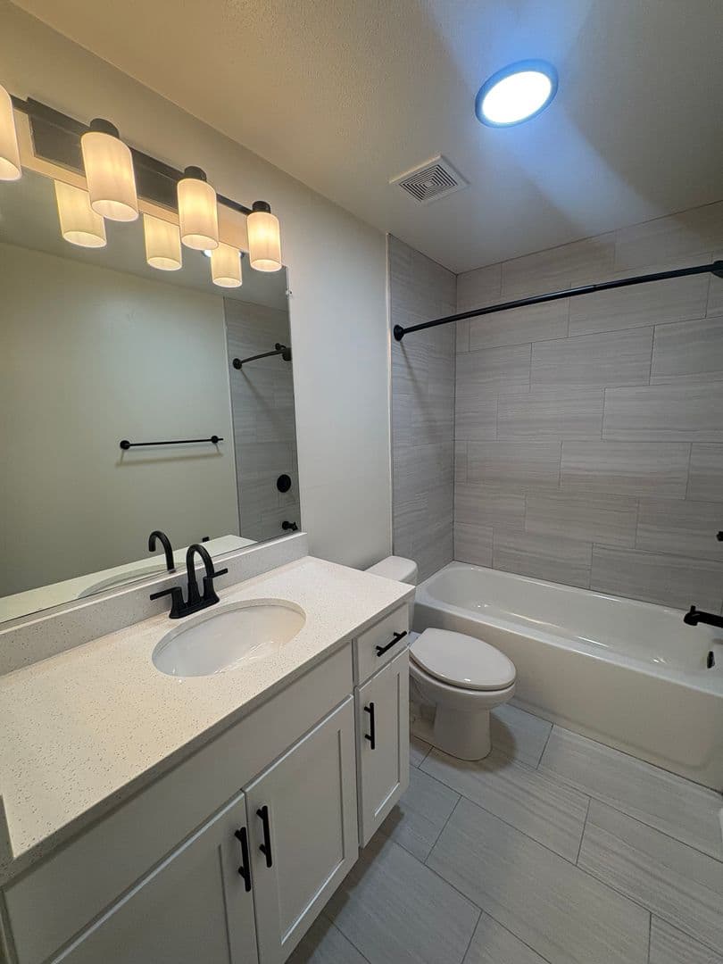 Frederick Apartment: 1000 Columbine Drive