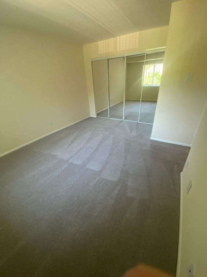 Silver Spring Apartment: 14207 Grand Pre Road