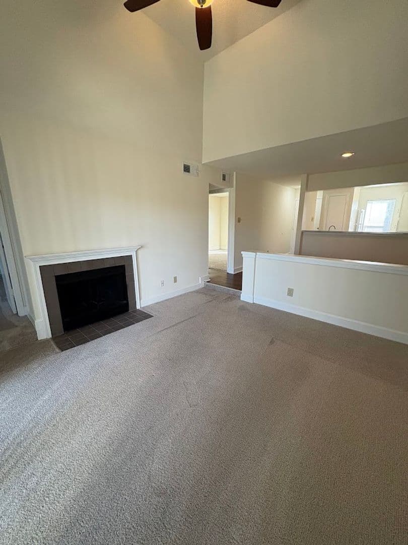 Frederick Apartment: 1000 Columbine Drive