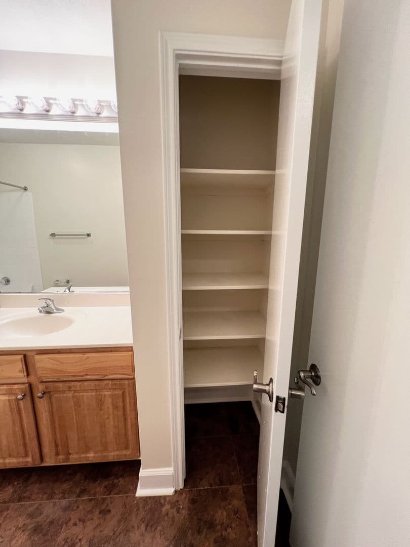 Frederick Apartment: 1000 Columbine Drive