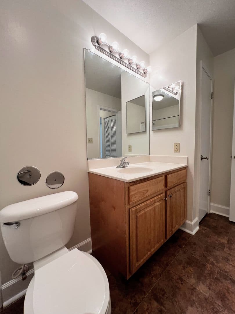 Frederick Apartment: 1000 Columbine Drive