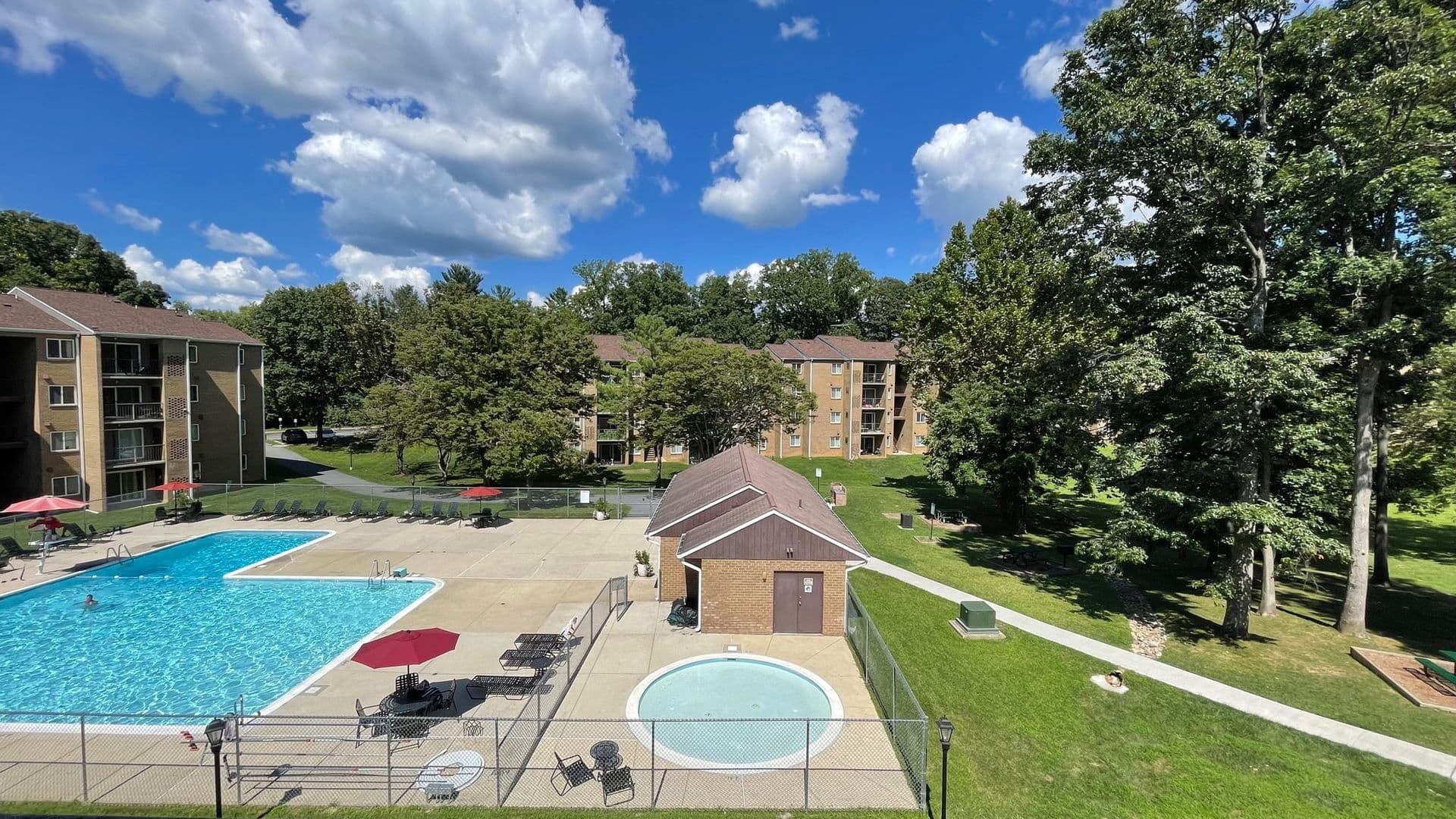 Silver Spring Apartment: 14207 Grand Pre Road