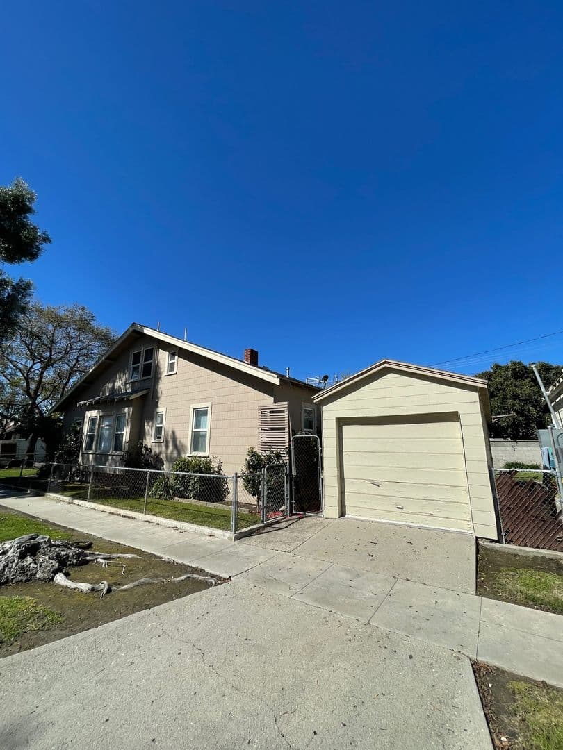 Oxnard House: 603 W. First Street