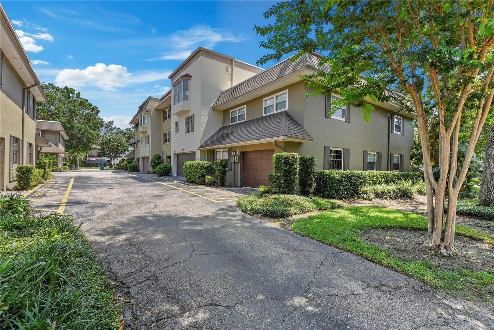 Orlando Townhome: 212 S. Summerlin Ave