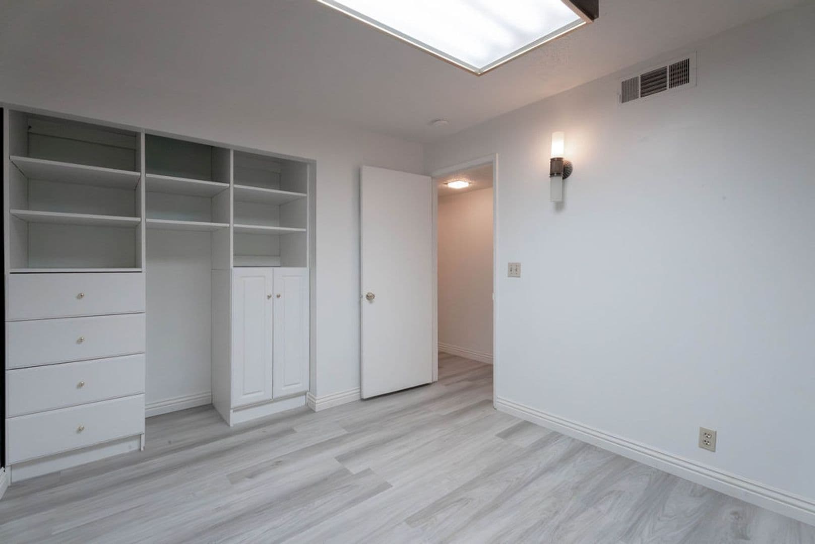 Las Vegas House: 5185 Sun Valley Dr