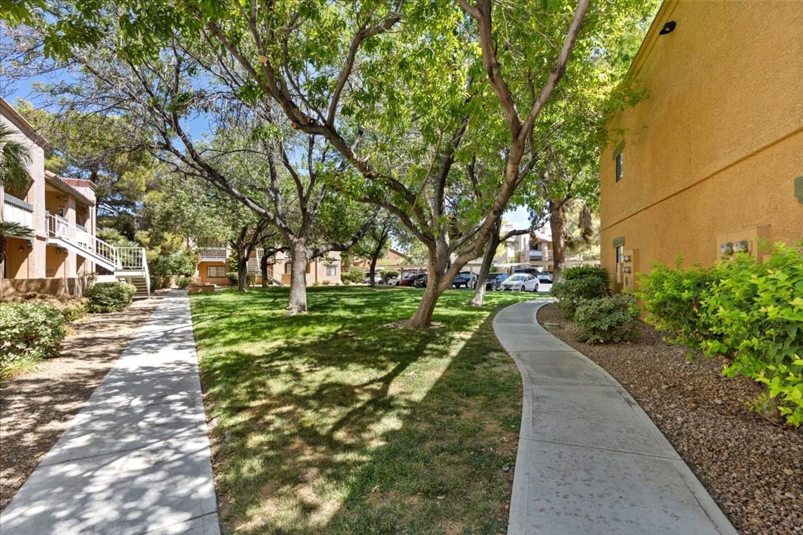 Las Vegas House: 5154 S Jones Blvd #203
