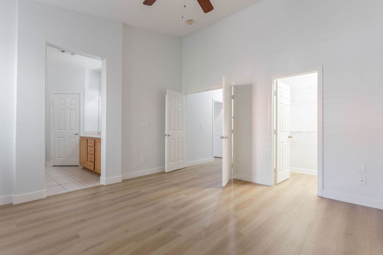 Las Vegas House: 9122 Sendero Ave