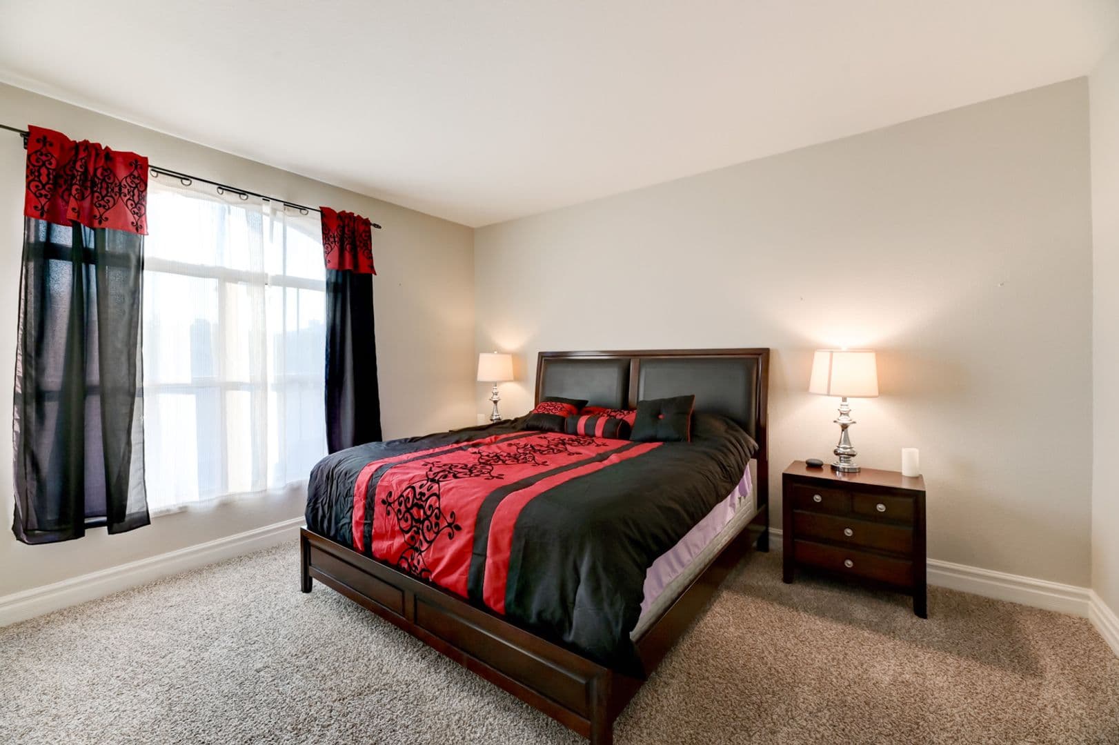 Las Vegas House: 5 Chateau Whistler Ct