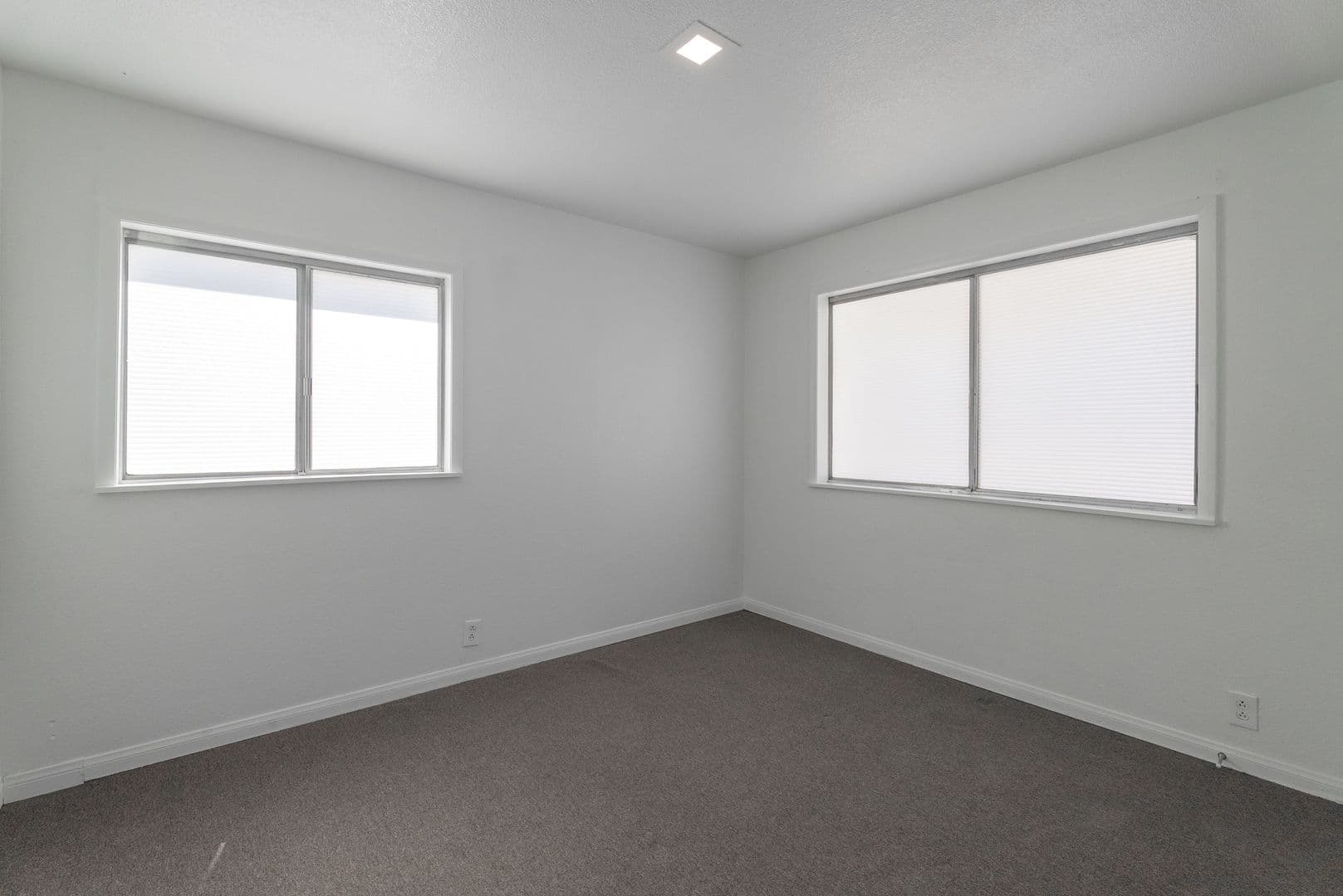 Las Vegas House: 2298 Golden Arrow Dr