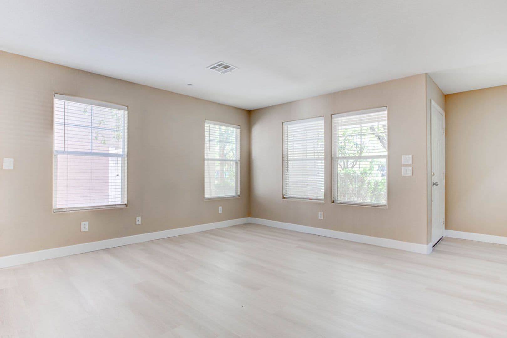 Henderson House: 3164 Degas Tapestry Ave