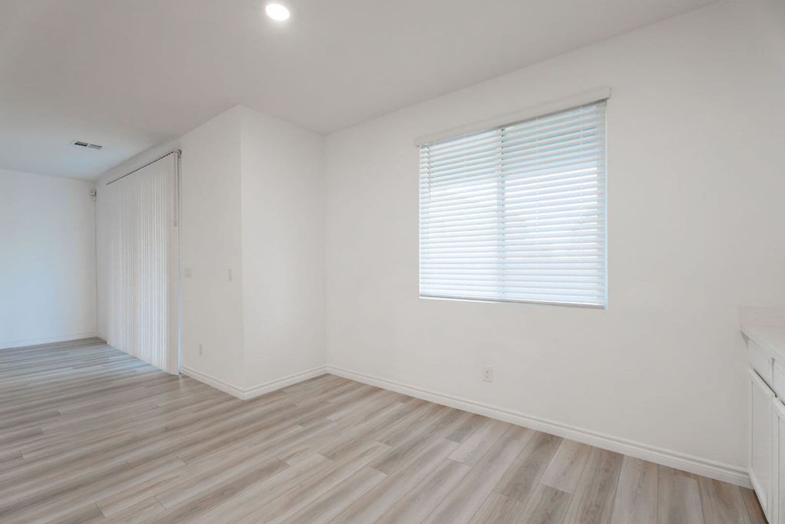 Las Vegas House: 6822 Greensmen Ave