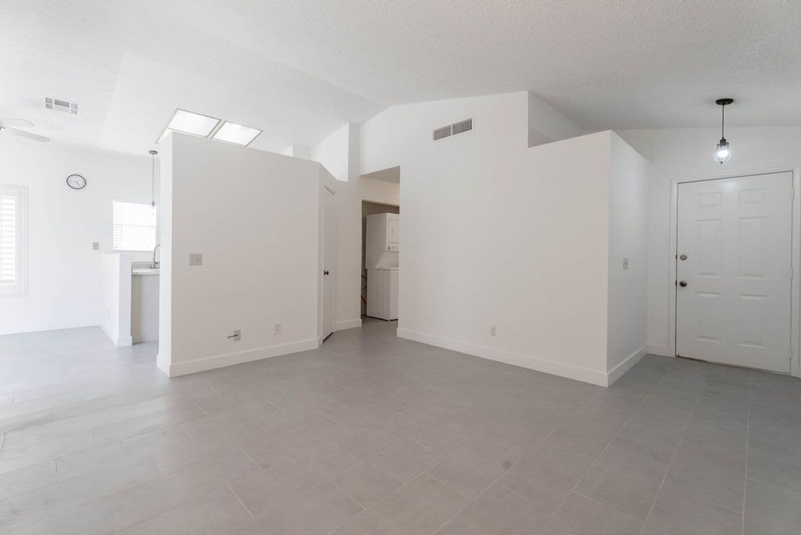 Las Vegas House: 7045 Sawtooth Dr
