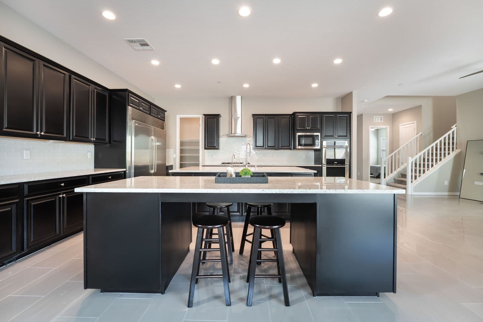 Henderson House: 813 Horizon Canyon Dr