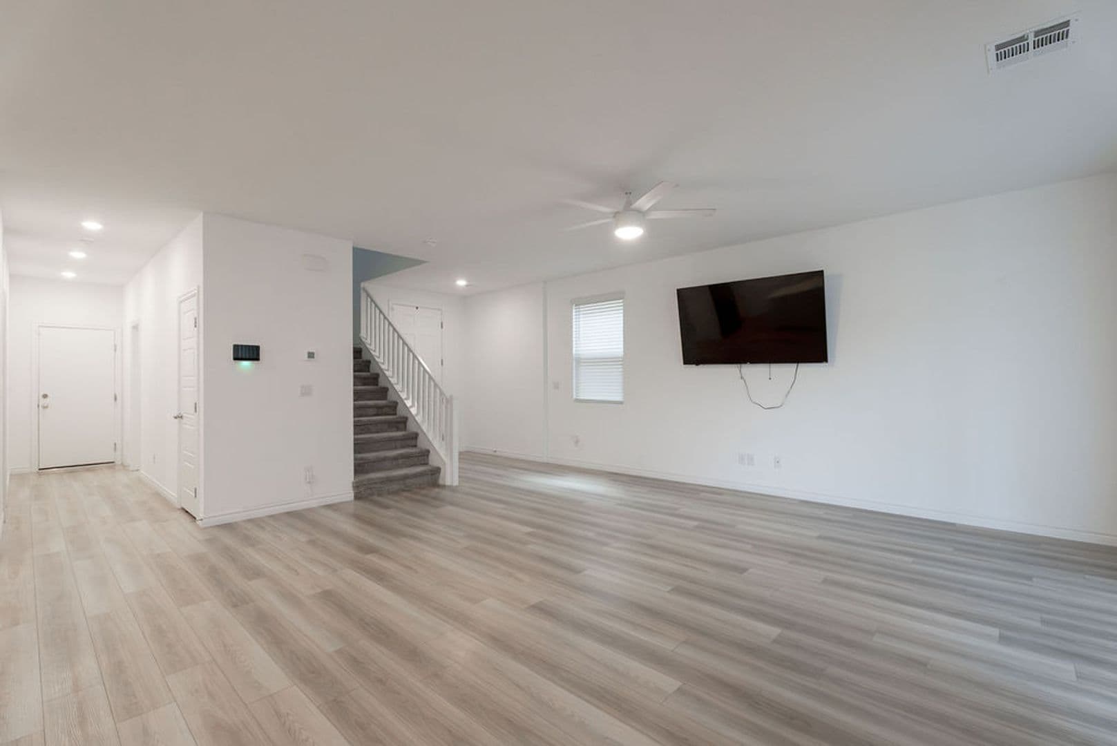 Las Vegas House: 6822 Greensmen Ave