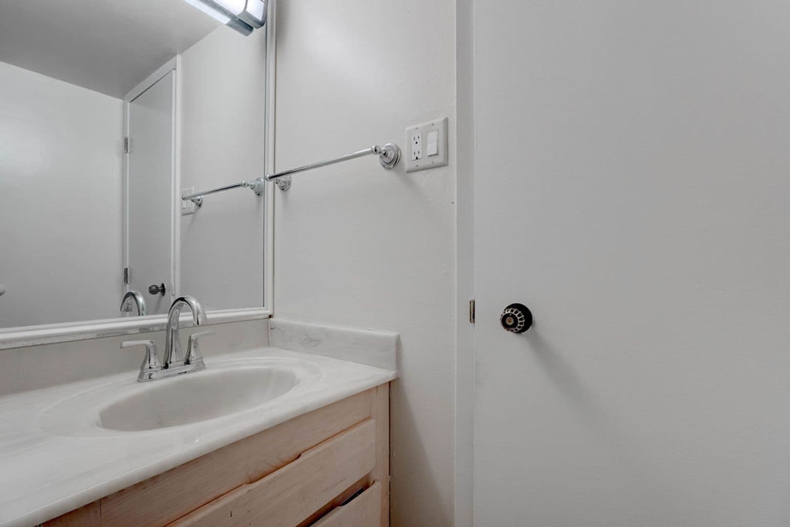 Las Vegas Condo: 3111 Bel Air Drive Apt. 3A