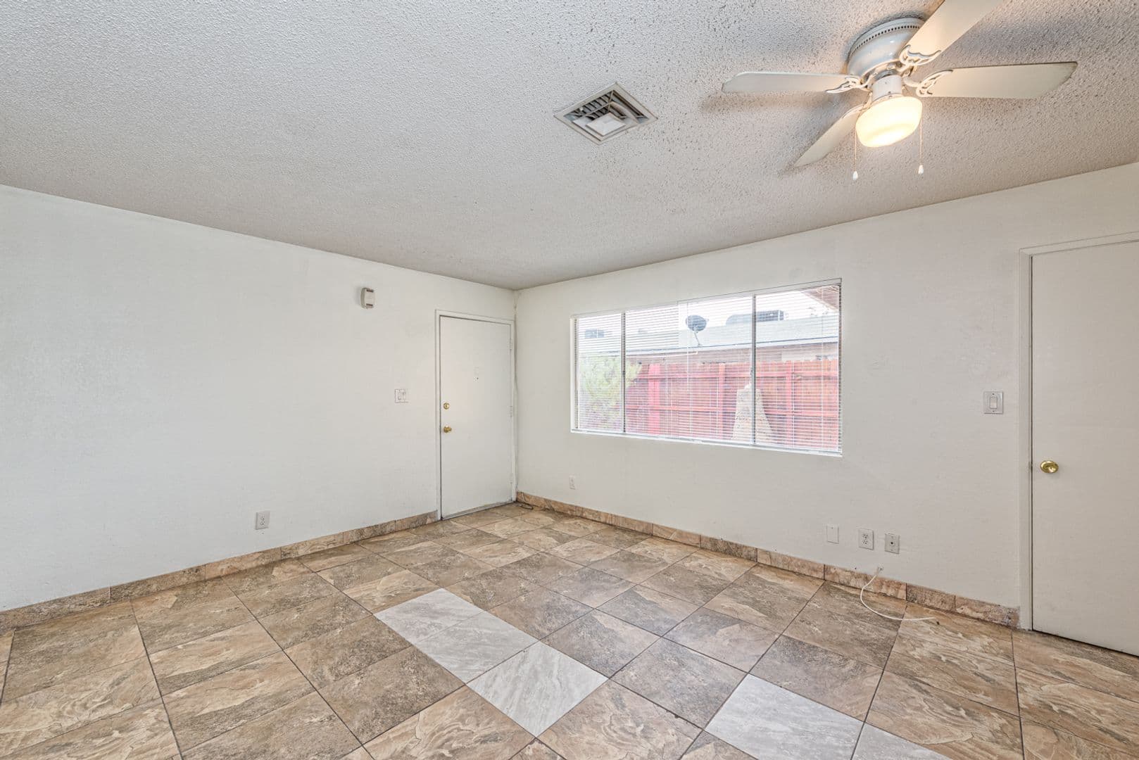 Las Vegas Apartment: 421 N Decatur Blvd