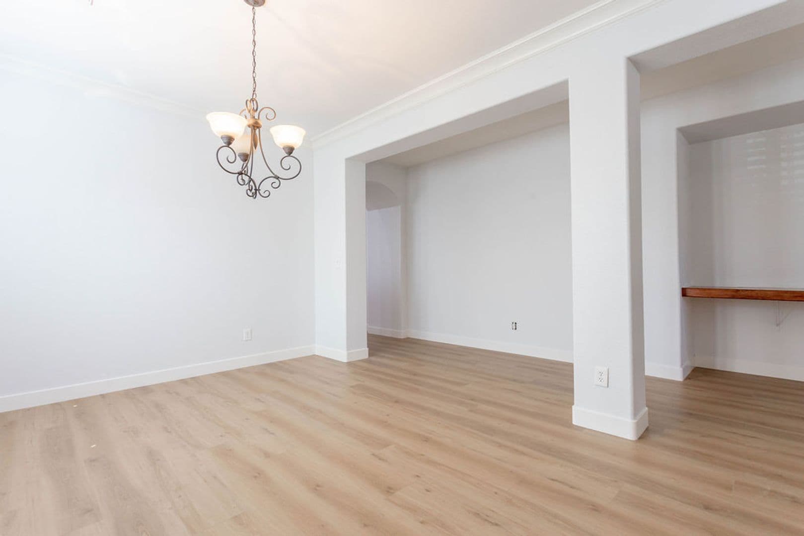 Las Vegas House: 9122 Sendero Ave