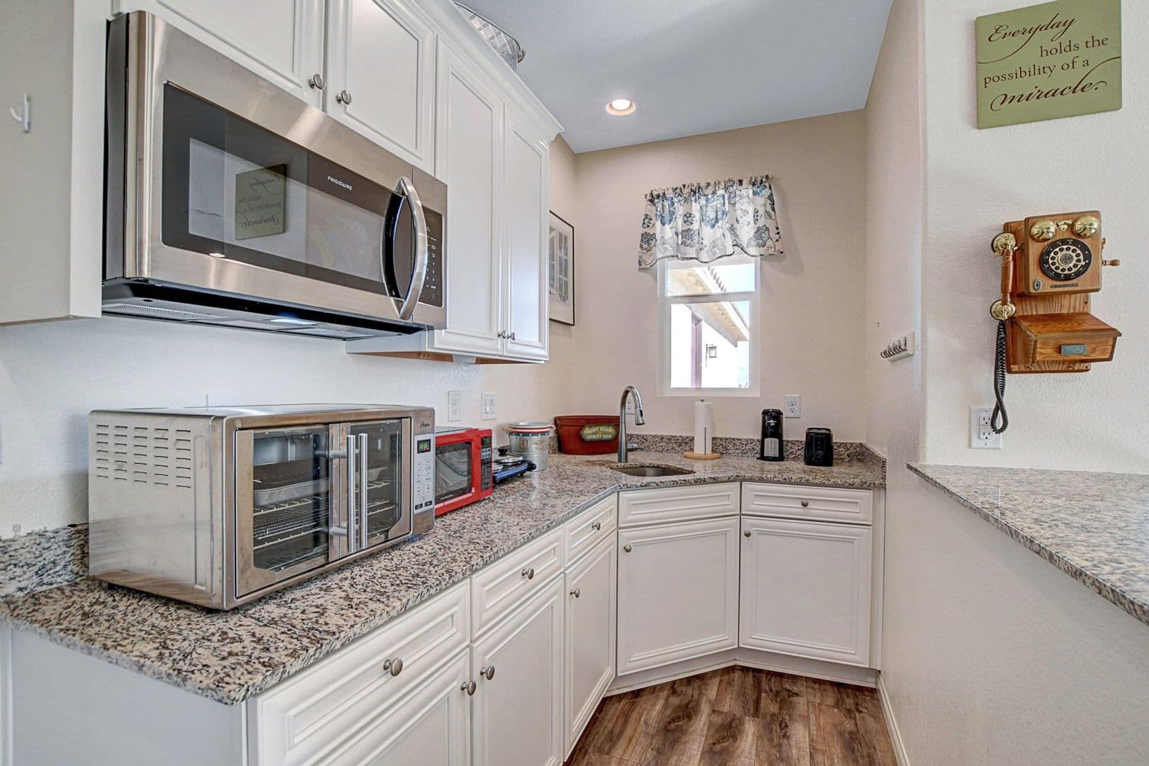 Las Vegas House: 8621 Hickam Ave