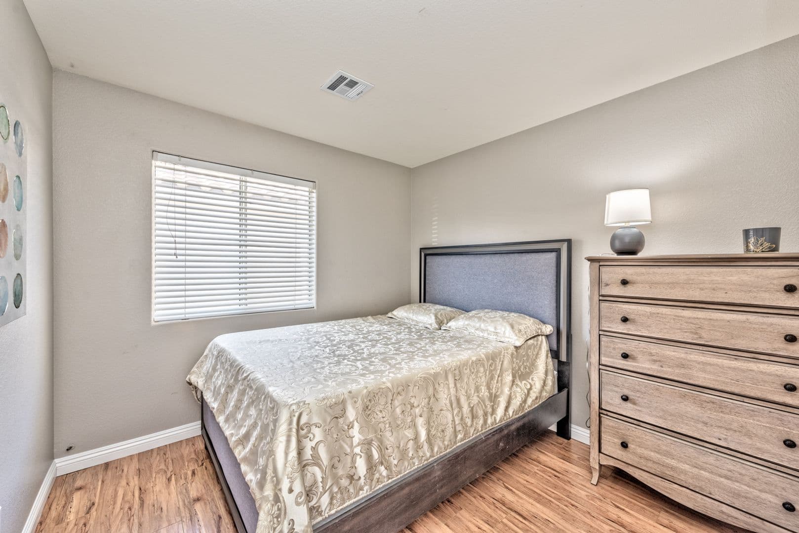Henderson House: 2146 Sunset Vista Ave