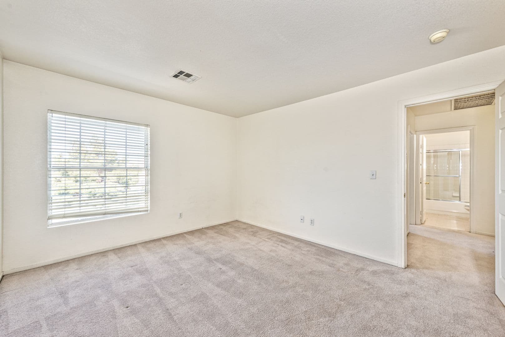 Henderson Townhome: 1637 Cave Spring Dr