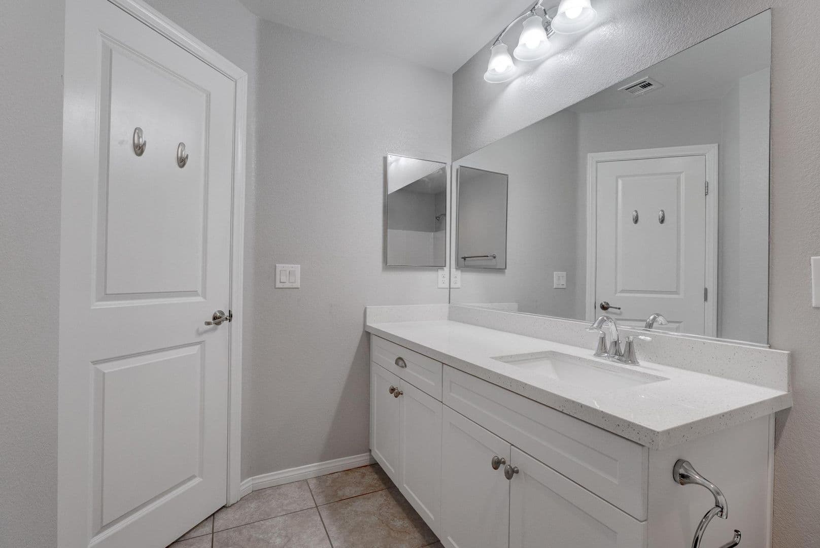 North Las Vegas House: 114 Manzanita Falls Ave