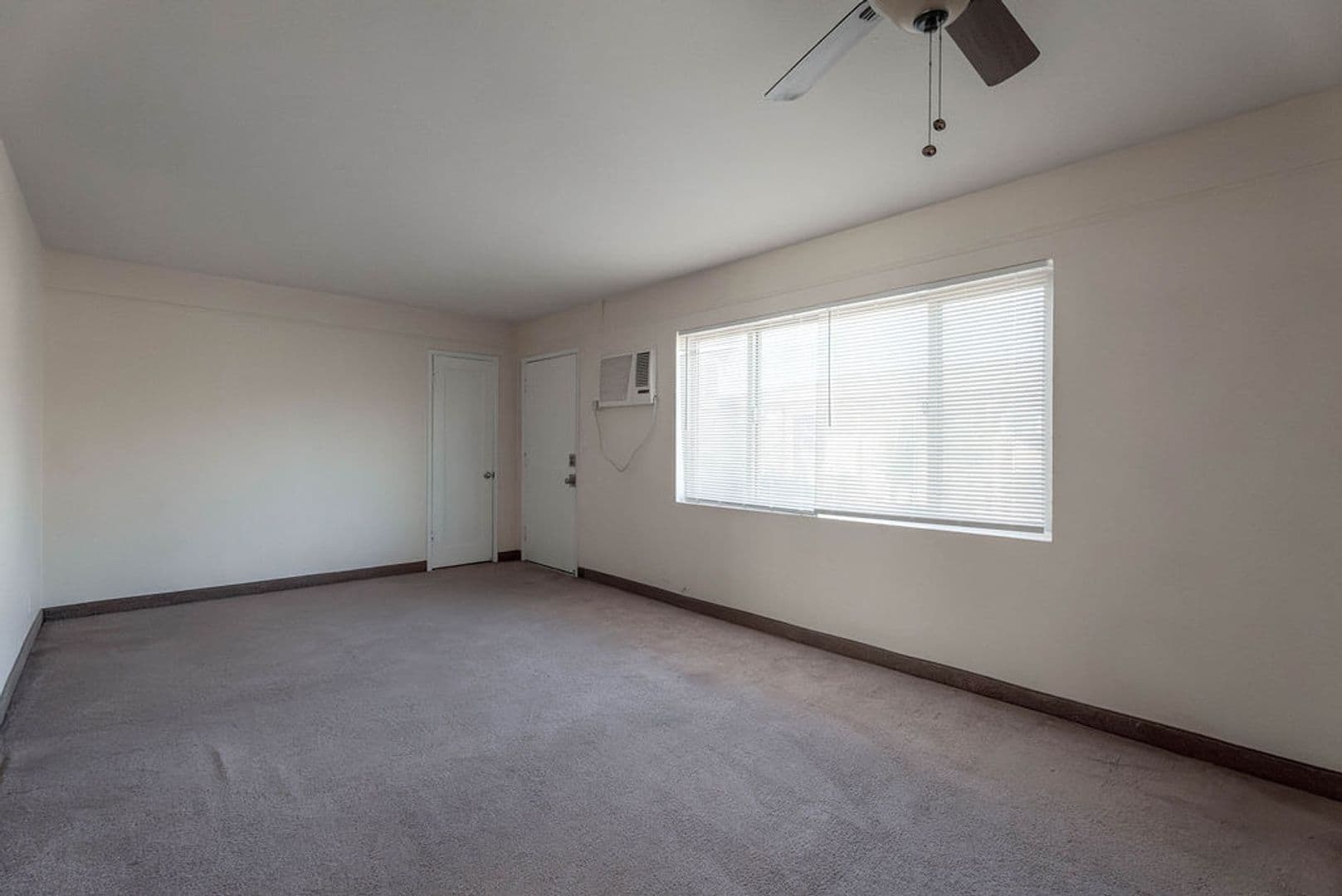 Las Vegas Apartment: 216 N 10th St